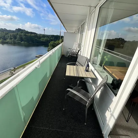 Panoramablick Ueber Den *